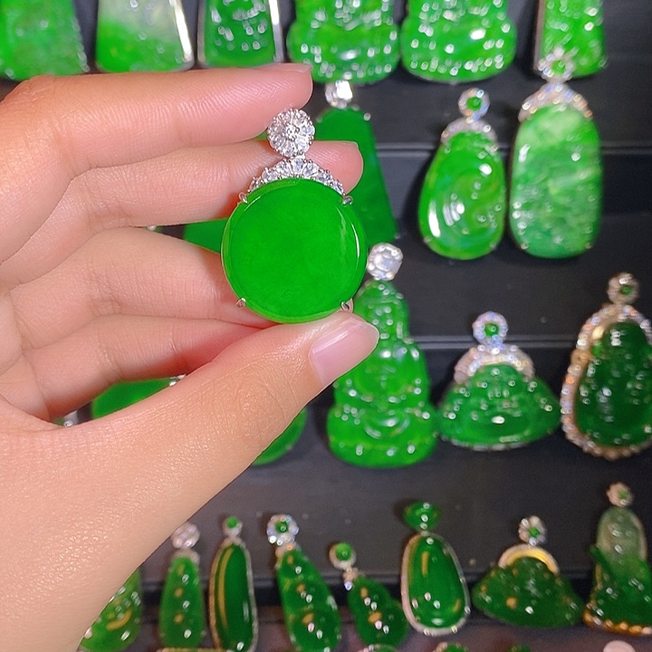 翡翠银S925镶嵌颈饰