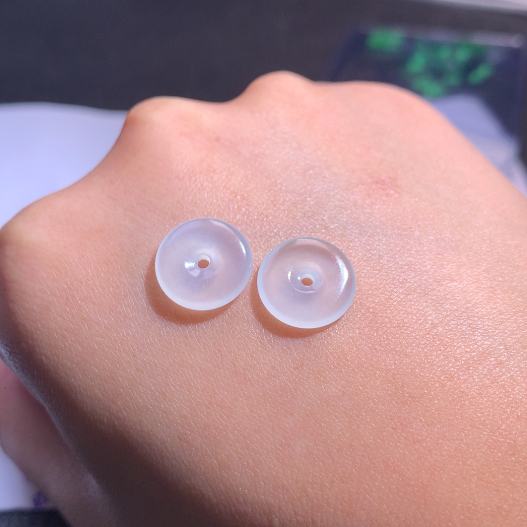 颈饰未镶嵌翡翠扣子