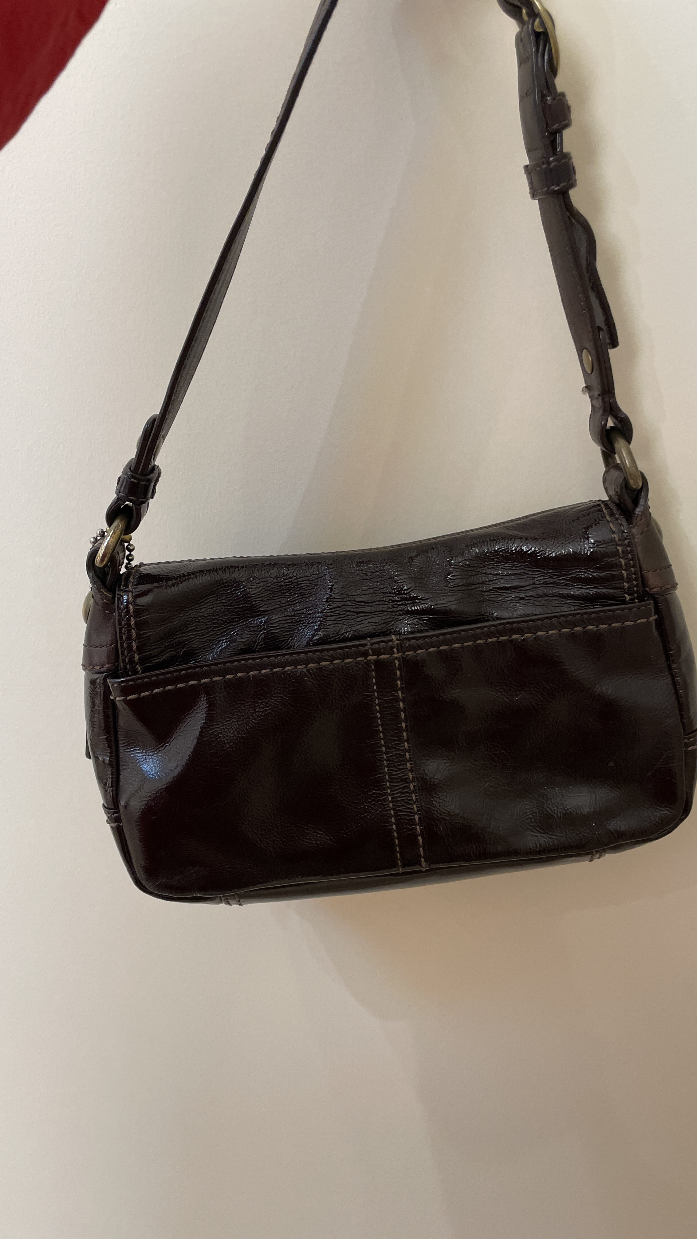 巧克力油蜡皮马车单肩包