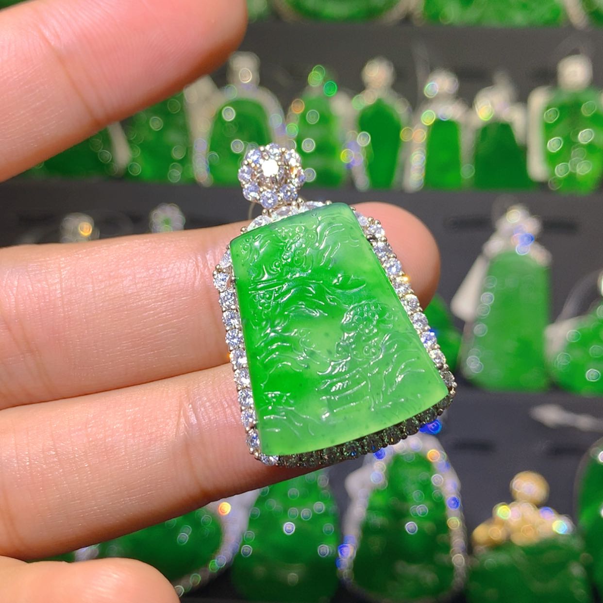 【闪购商品】翡翠吊坠(不含链)银S925镶嵌