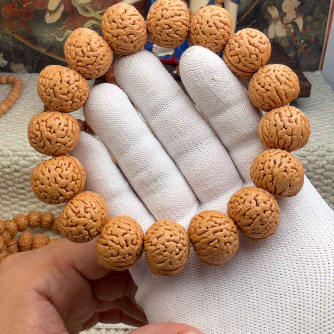 小***岭桃核吊坠王者南瓜