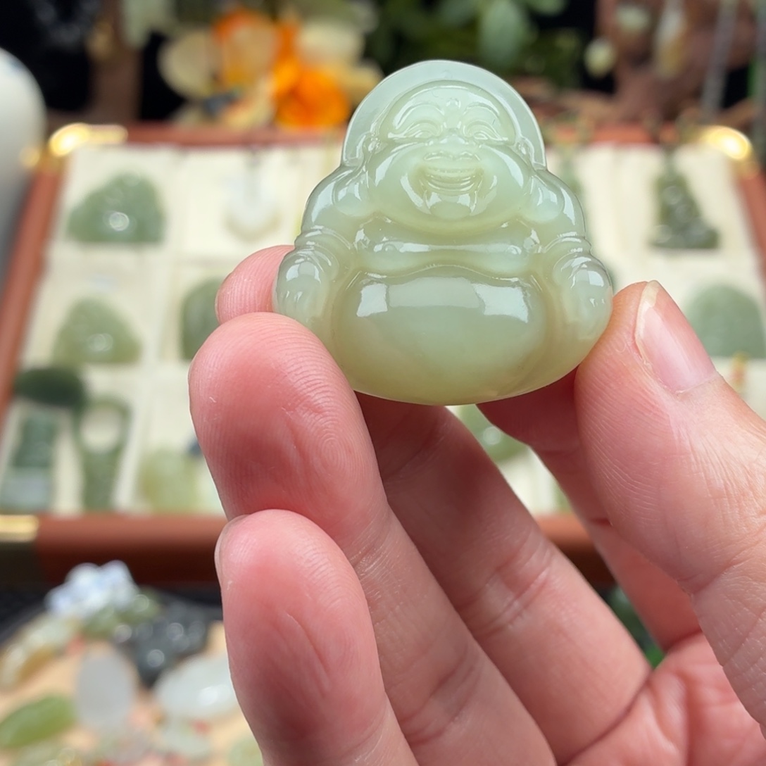 老***）和田玉未镶嵌颈饰