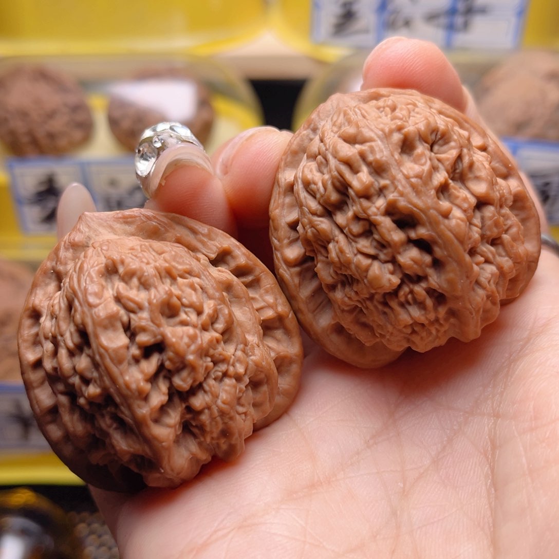 文玩核桃把件蚂蚁沟