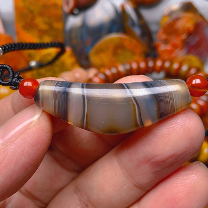 玛瑙/玉髓未镶嵌吊坠