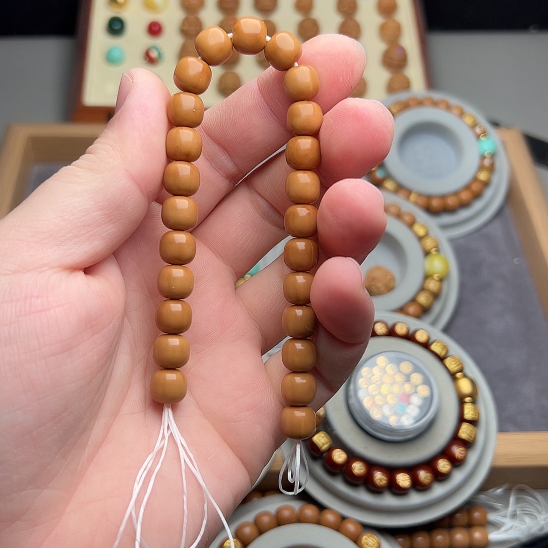 芊***芊手串猴头核桃福利，定制