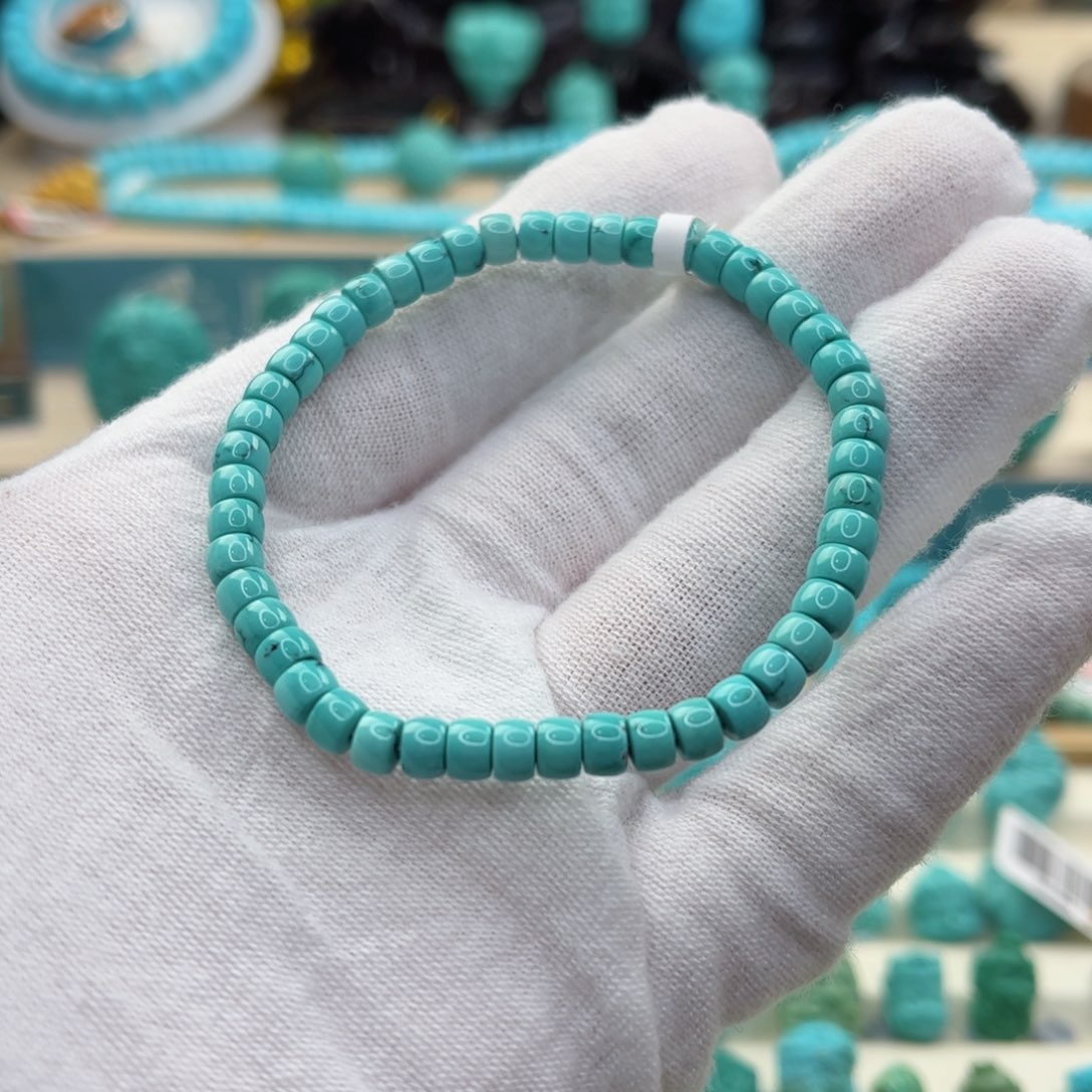 绿松石配饰未镶嵌