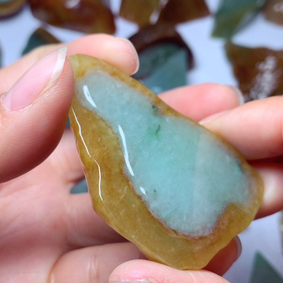 定制翡翠未镶嵌包工