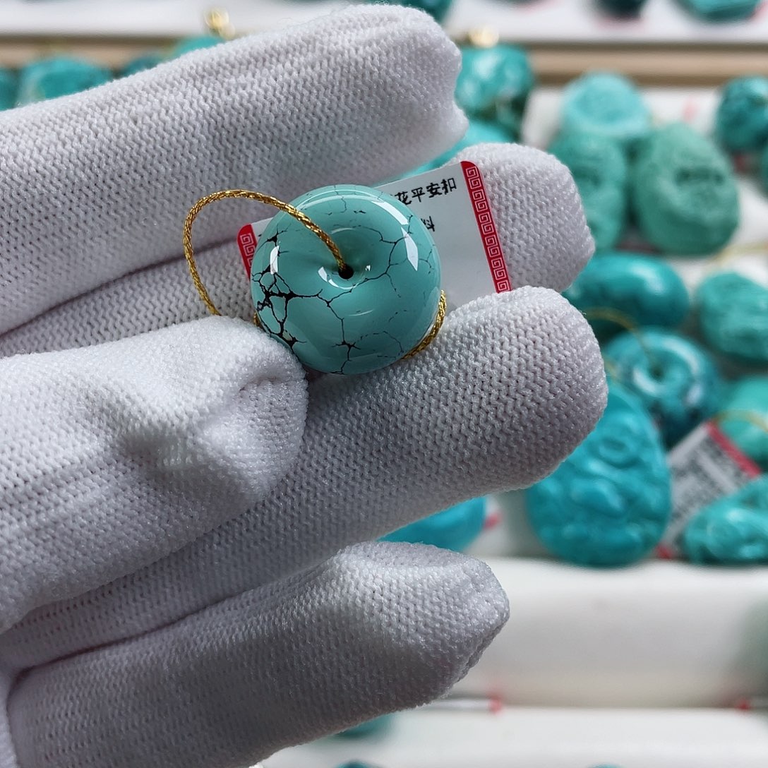 绿松石车挂未镶嵌