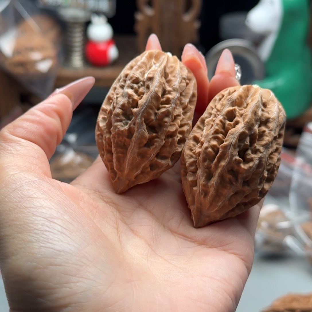 文玩核桃把件关东木子楸百核瑕疵195