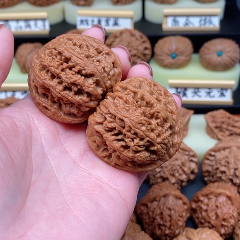 【闪购商品】文玩核桃吊坠爱*粗筋