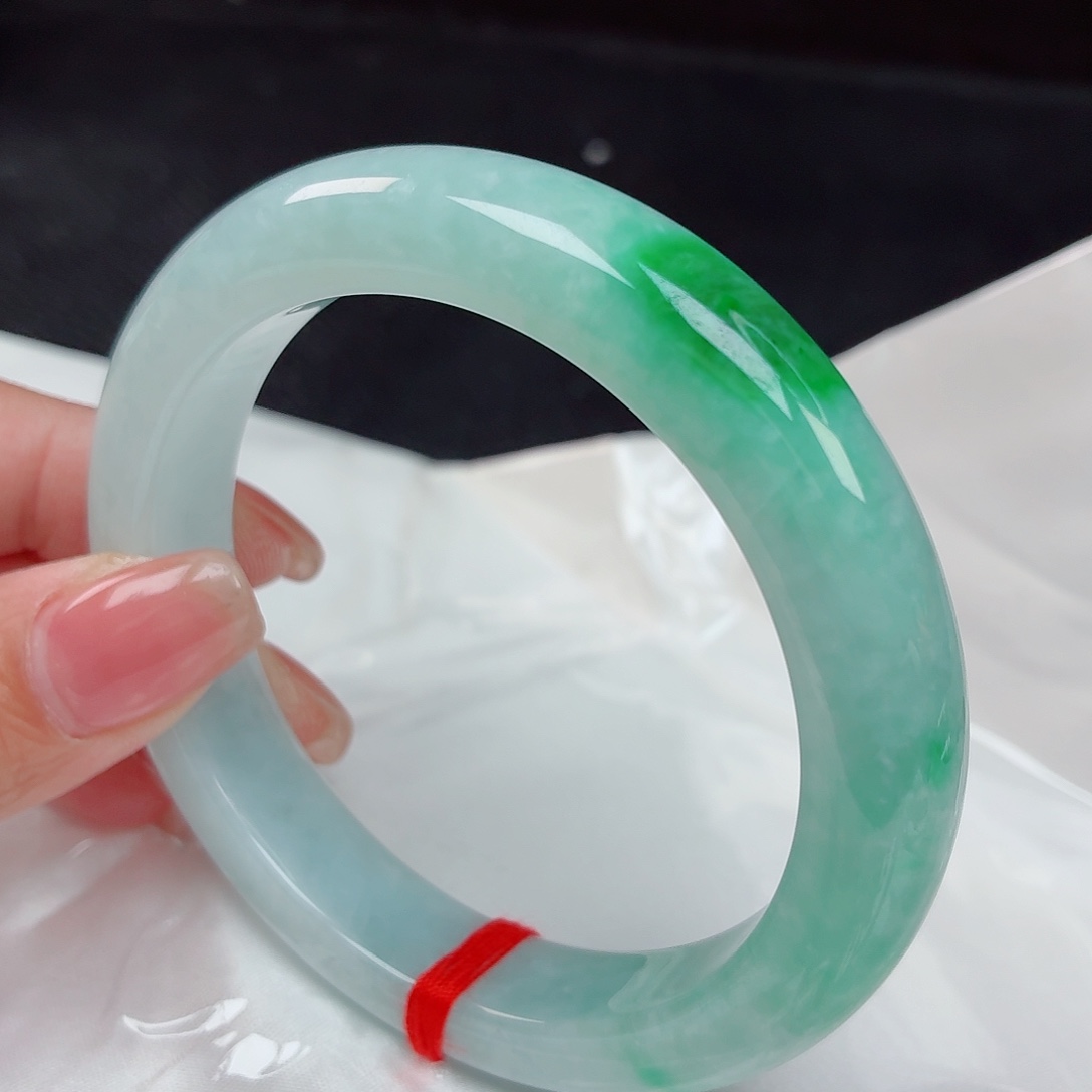 翡翠手镯未镶嵌58