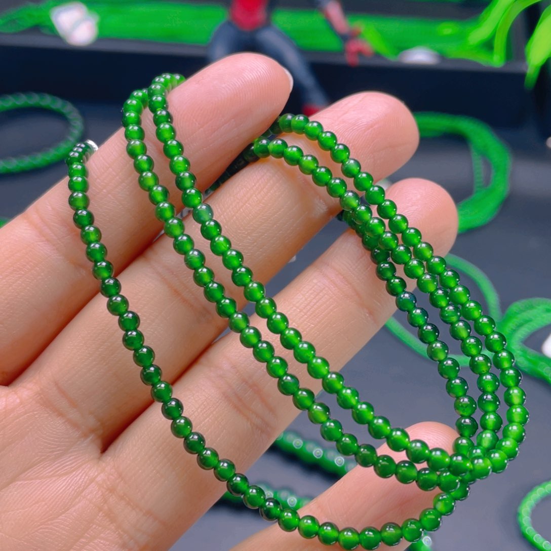 翡翠颈饰未镶嵌，1