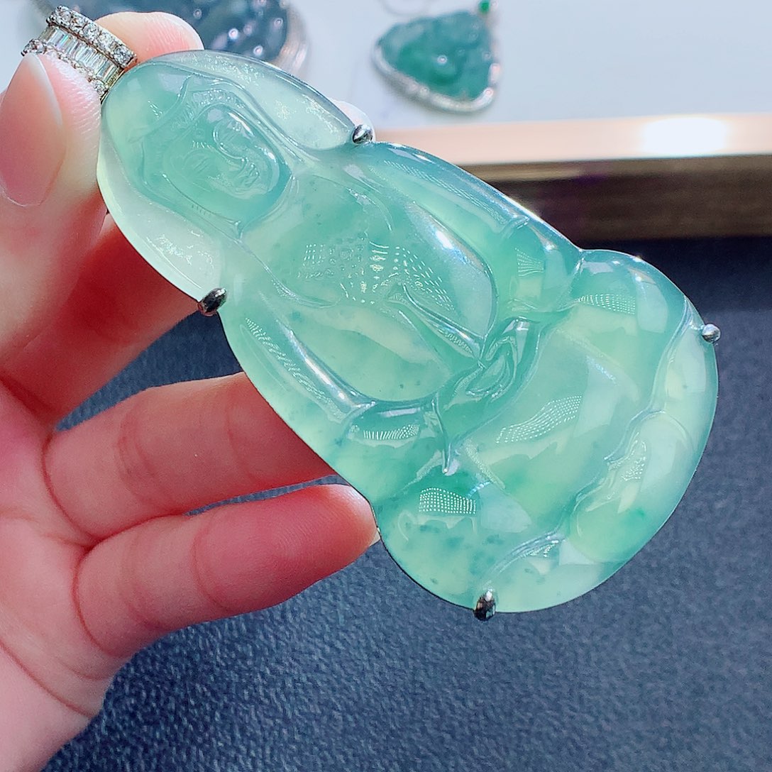 翡翠银S925镶嵌颈饰翡翠