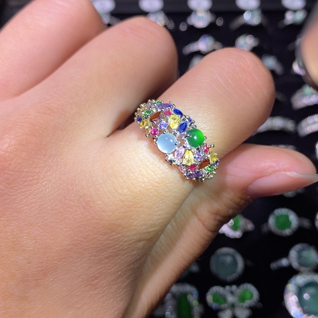 翡翠未镶嵌颈饰天然