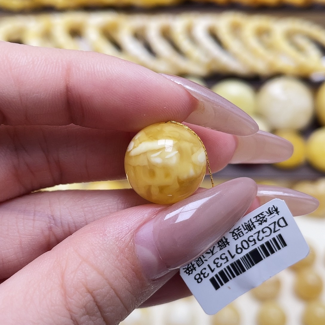 琥珀未镶嵌裸石15.5mm