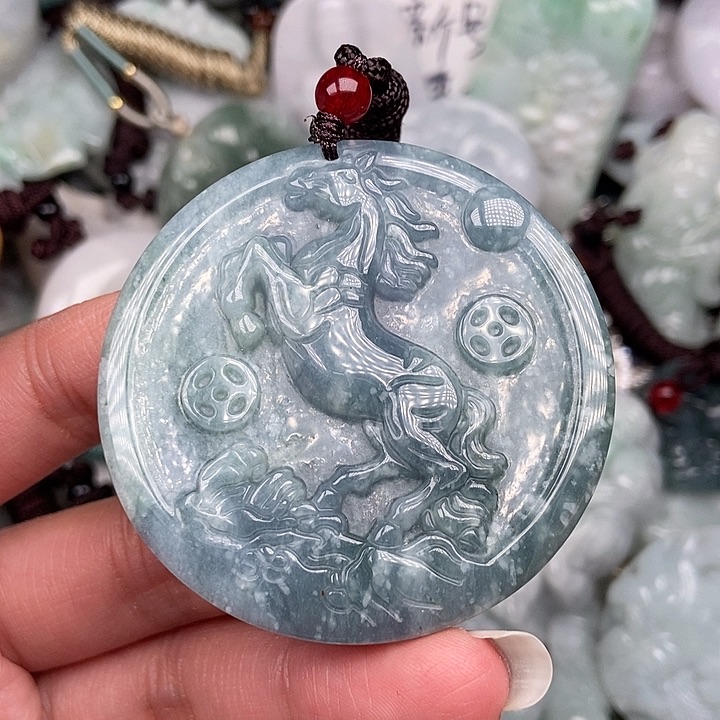 颈饰未镶嵌翡翠翡翠