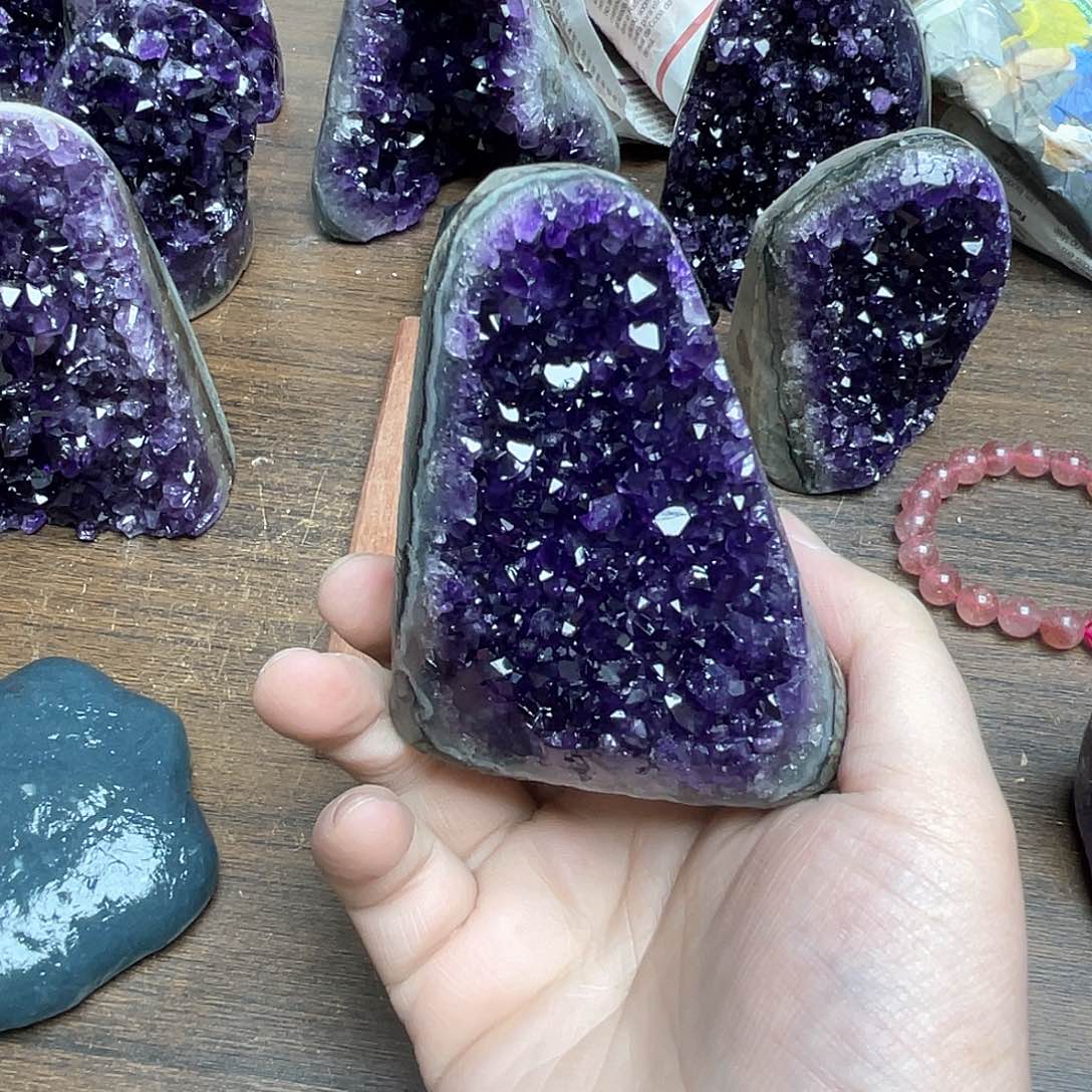 紫晶大型摆件（非配饰）未镶嵌