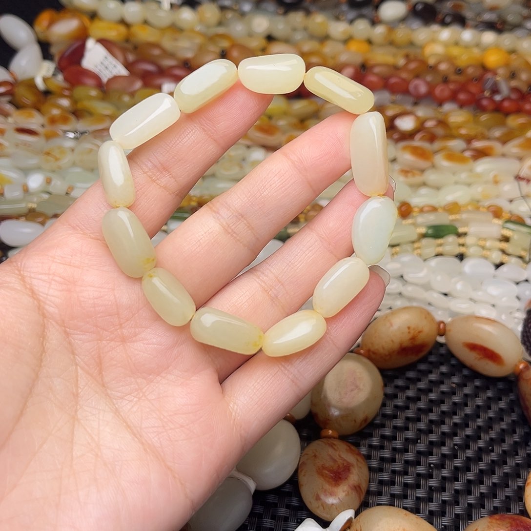 未镶嵌手链和田玉