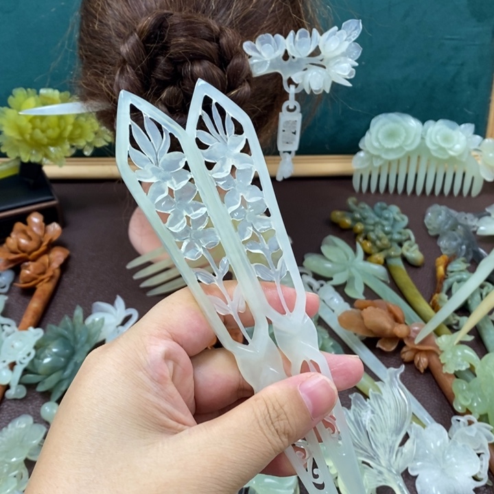 蛇纹石玉发饰未镶嵌