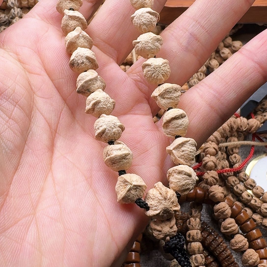 柏香籽/百香籽手串?***