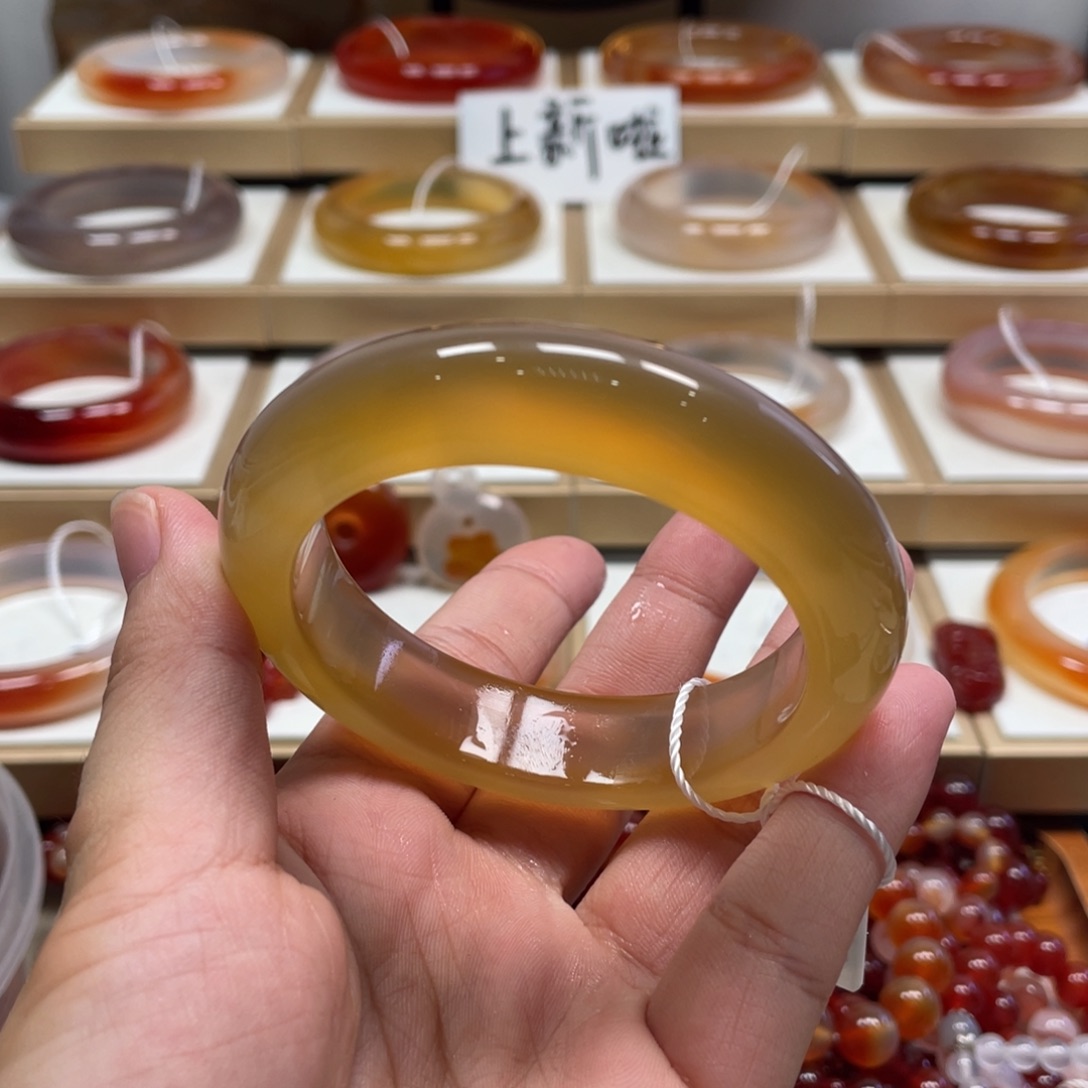 玛瑙/玉髓未镶嵌手镯