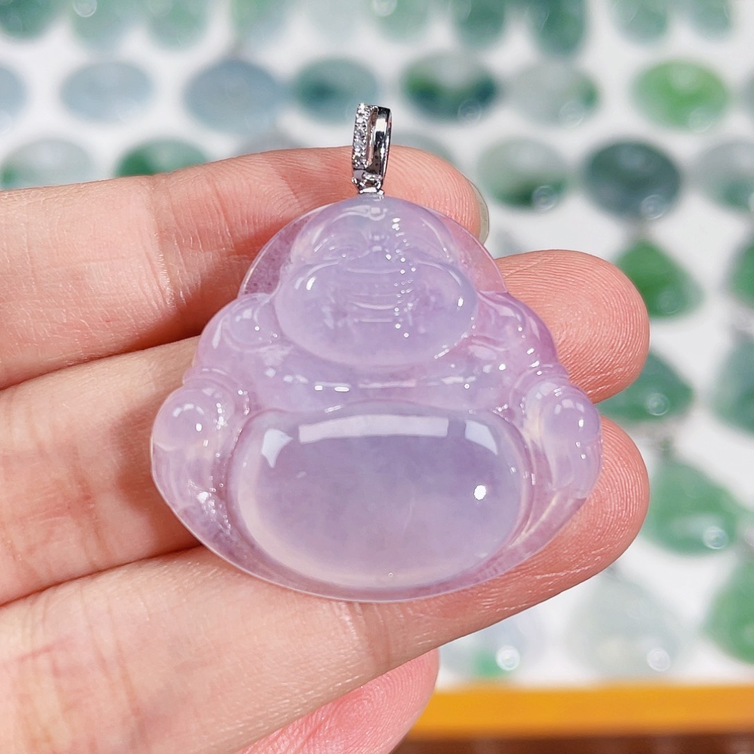 颈饰18K金镶嵌翡翠吊坠