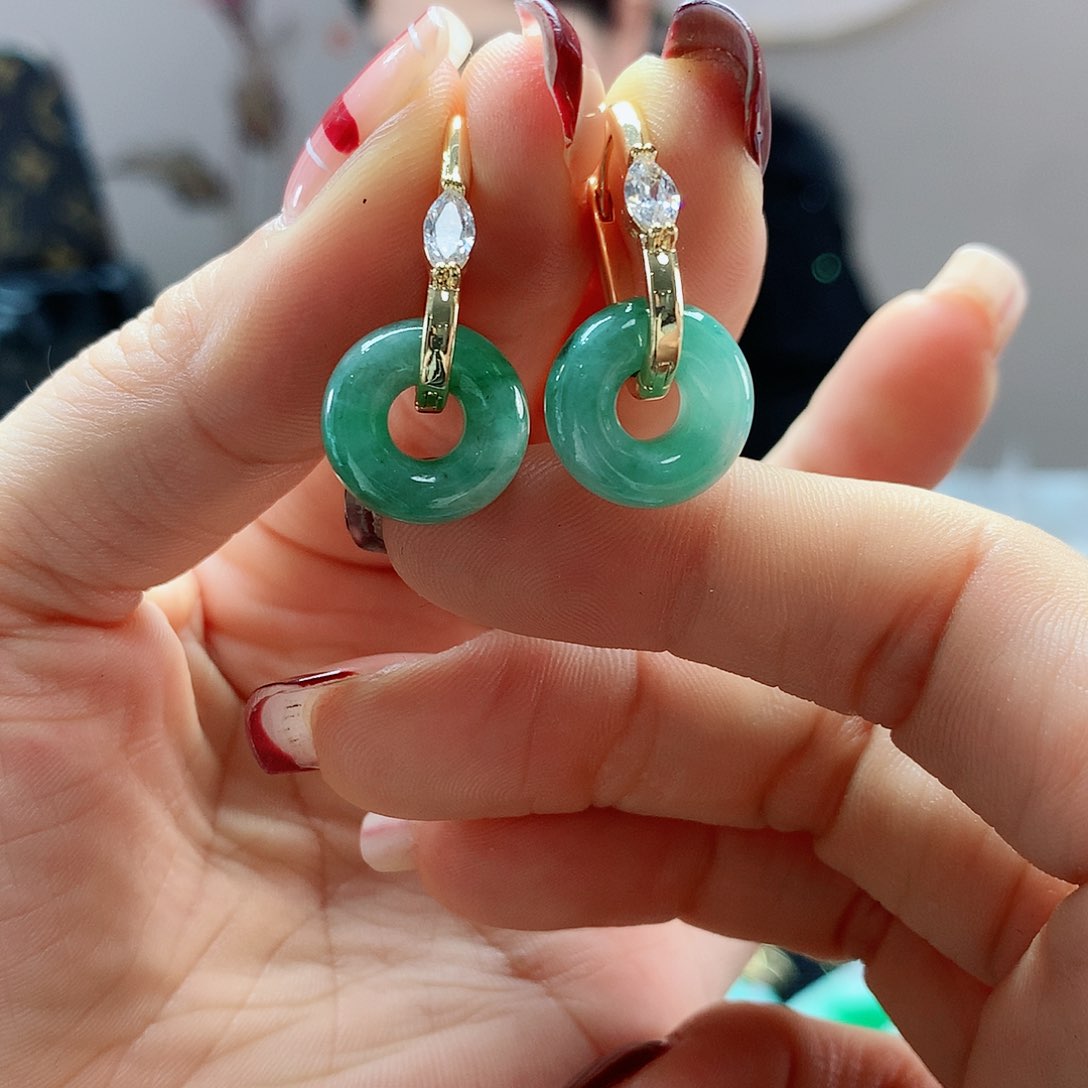 【闪购商品】翡翠耳饰未镶嵌，