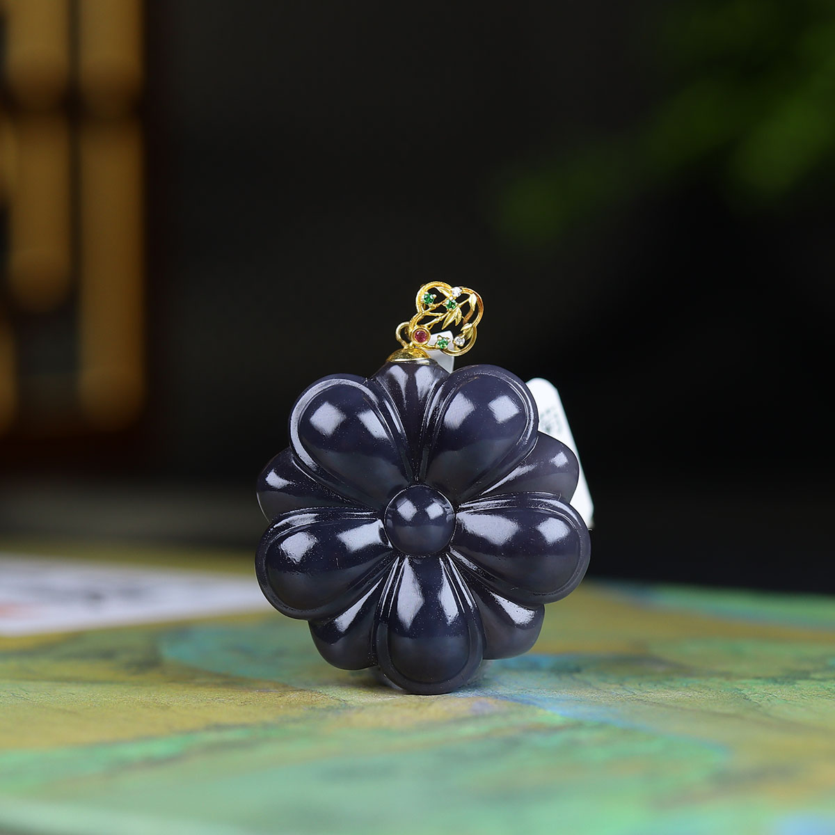 112520和田玉帝王紫小雏菊吊坠