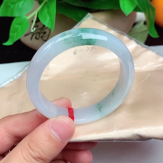 翡翠手镯未镶嵌正圈028