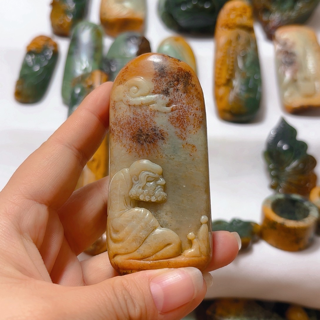 岫岩河磨玉（透闪石质玉）挂件未镶嵌魅****轮