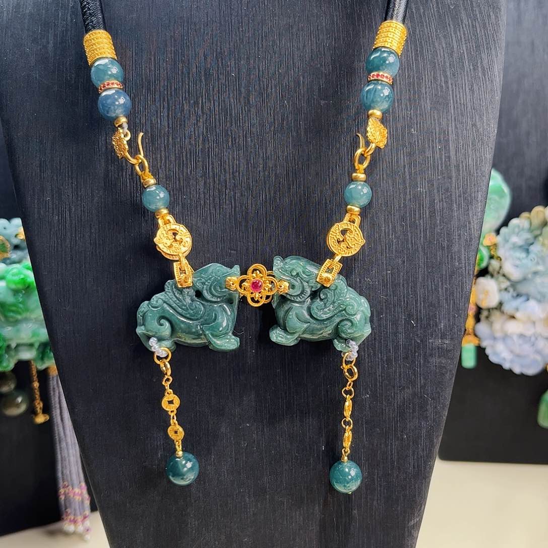 【闪购商品】翡翠吊坠(赠链)未镶嵌