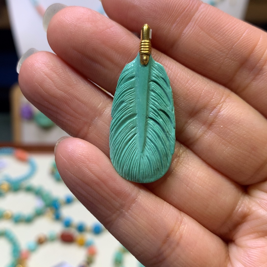 绿松石18K金镶嵌吊坠