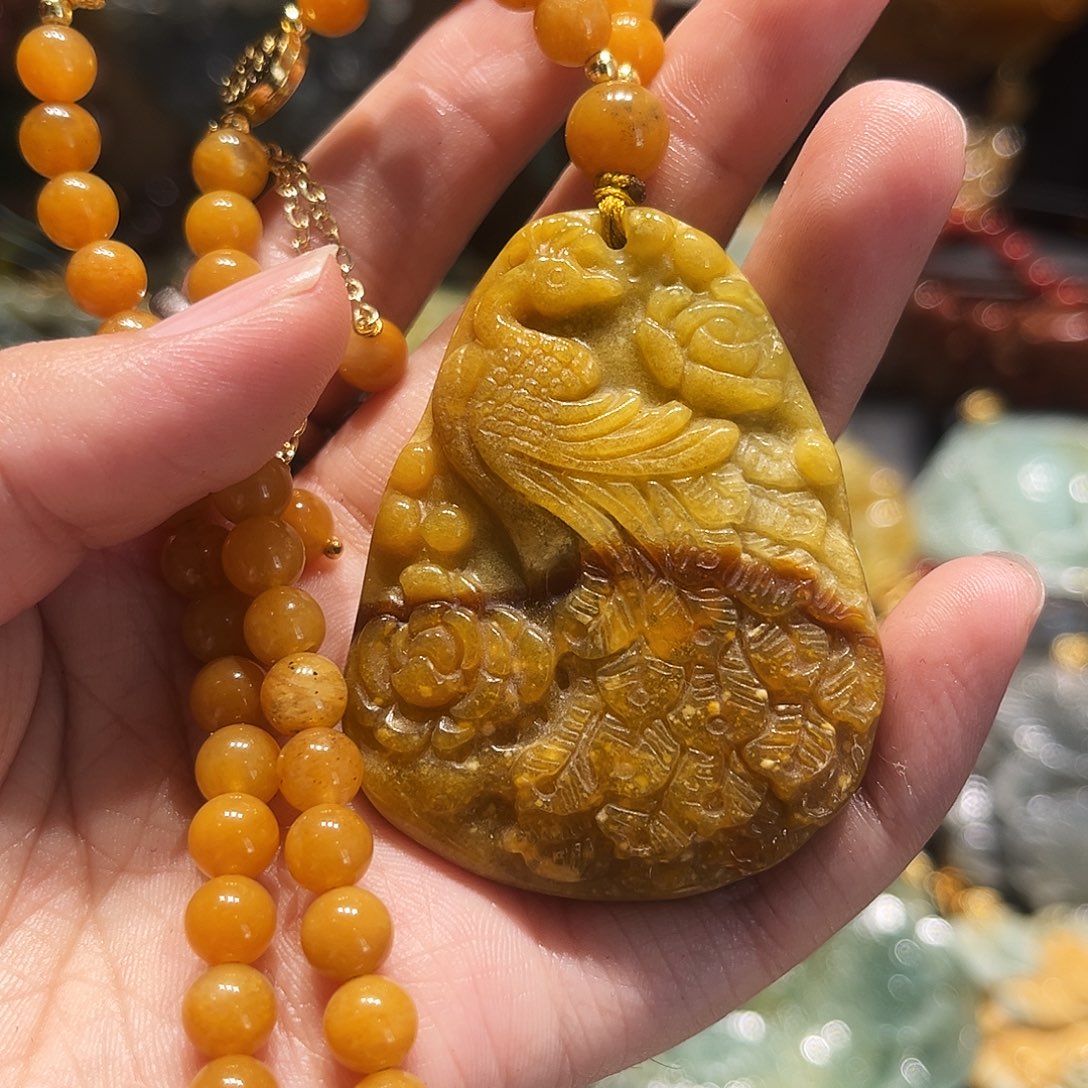 岫玉未镶嵌毛衣链