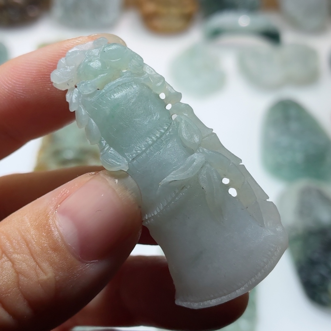 定制翡翠未镶嵌毛货