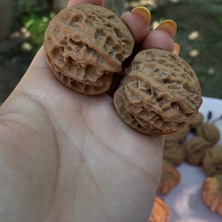 猴头核桃吊坠38苹果 瑕疵