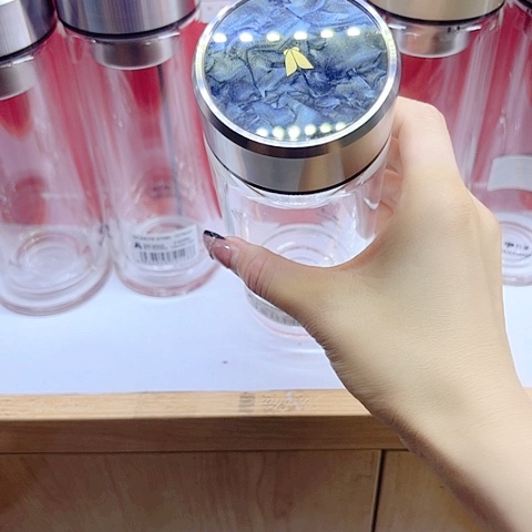 万象玻璃单层U409，520毫升➕通用杯套
