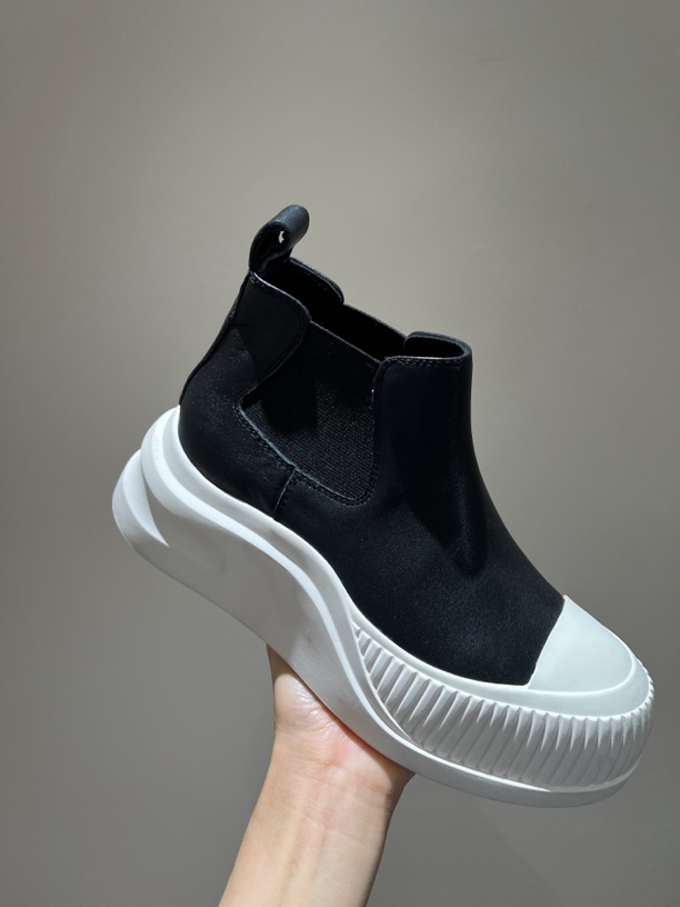 特价断码厚底短靴