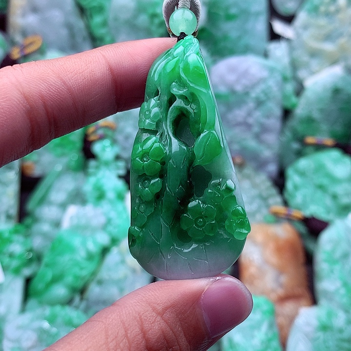 翡翠吊坠(不含链)未镶嵌云*