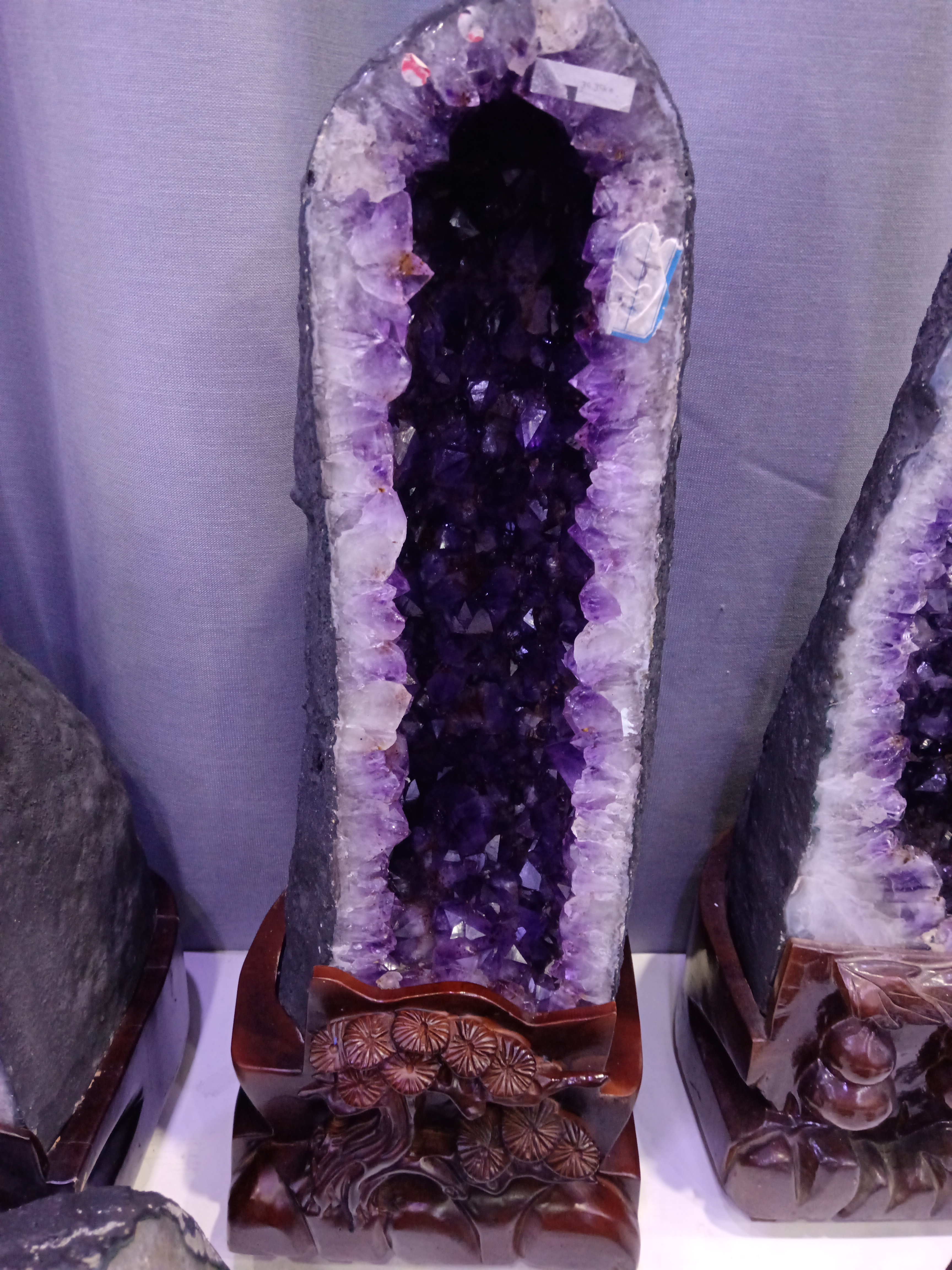 巴西乌拉圭紫水晶摆件