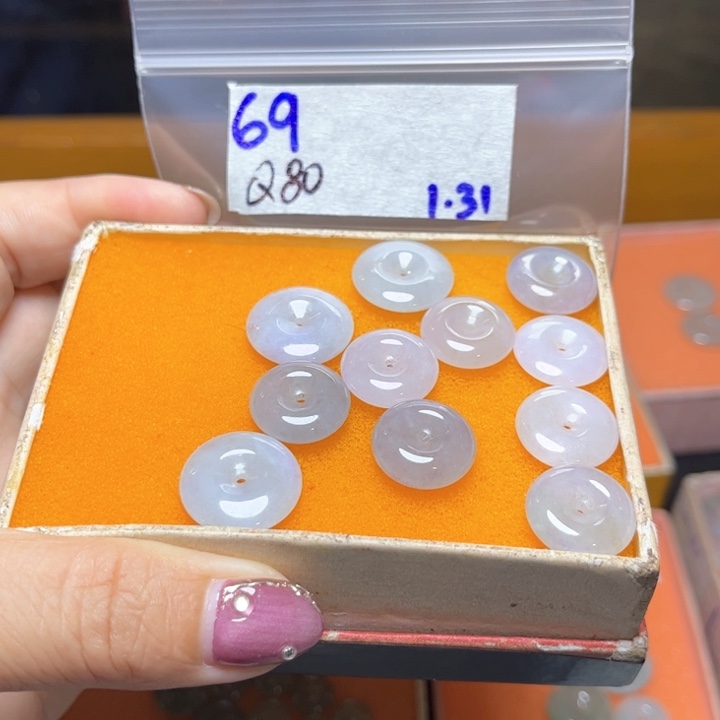 定制翡翠未镶嵌不