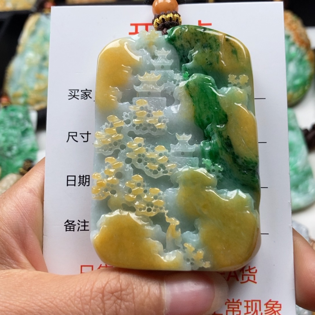 翡翠颈饰未镶嵌用****2