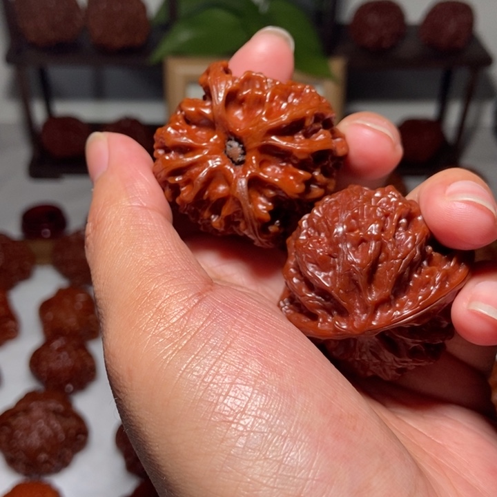 小***土吊坠文玩核桃苹果元