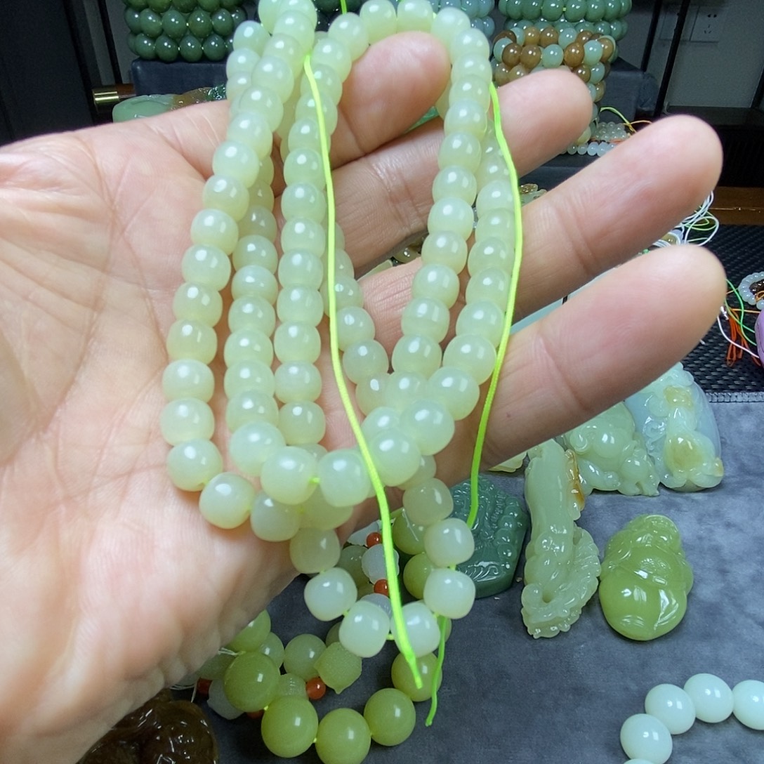 和田玉未镶嵌项链