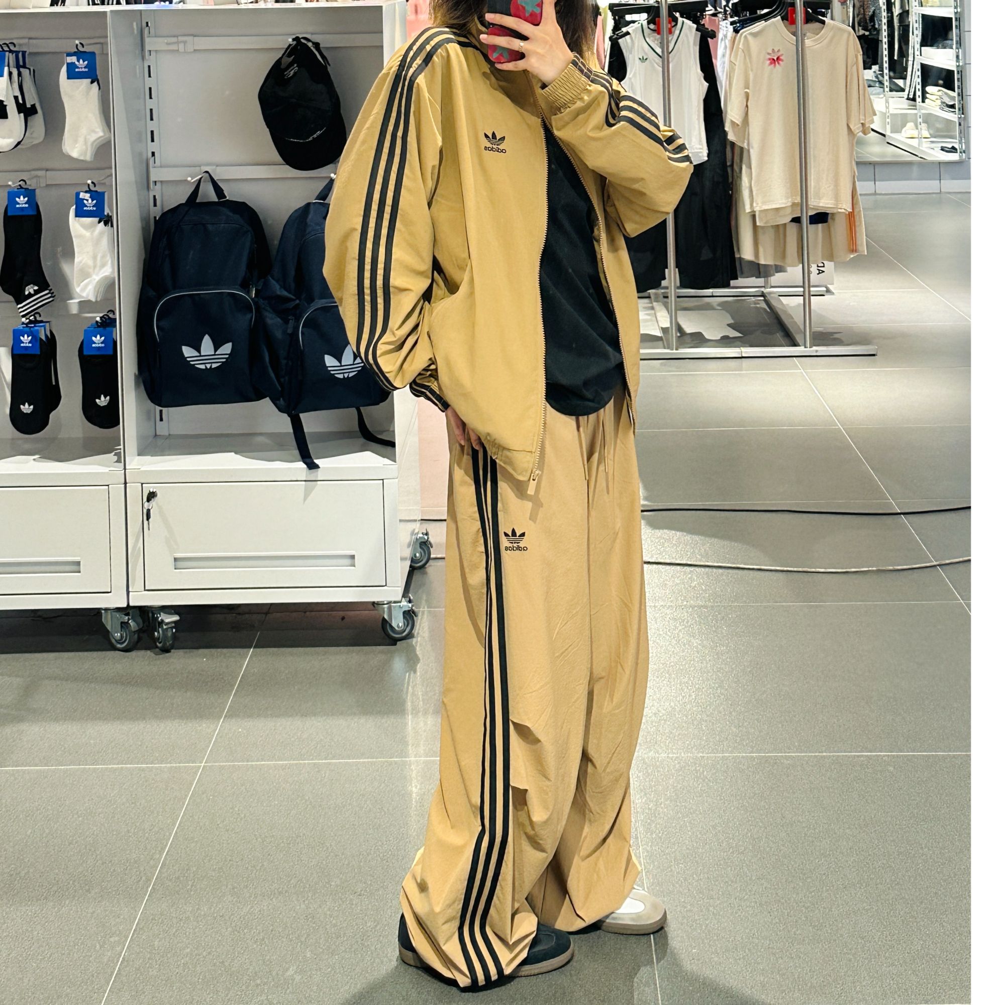 adidas/阿迪达斯PARACHUTE PANT 宽松休闲运动长裤伞兵裤 KC2639