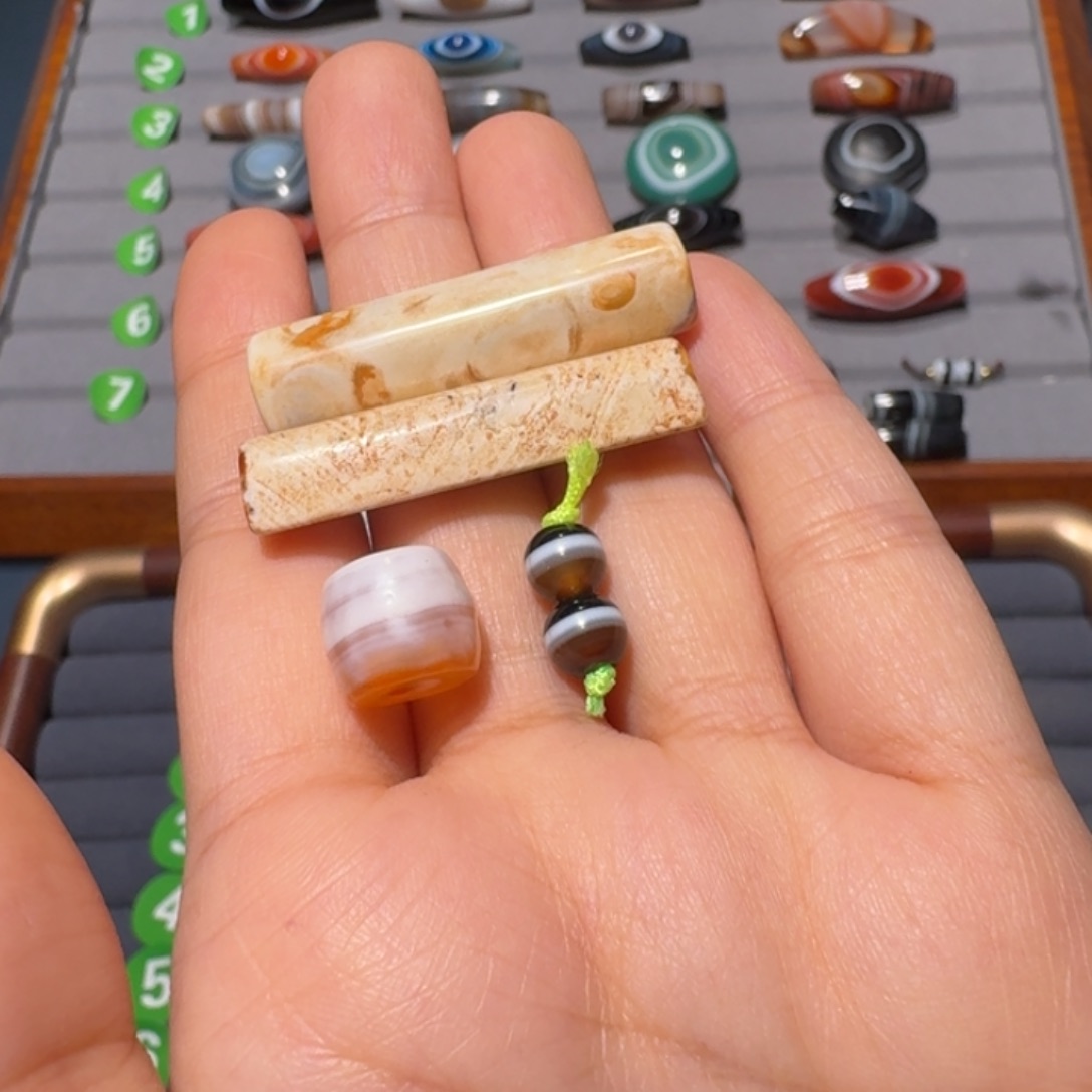 福***喜玛瑙/玉髓未镶嵌珠宝半成品