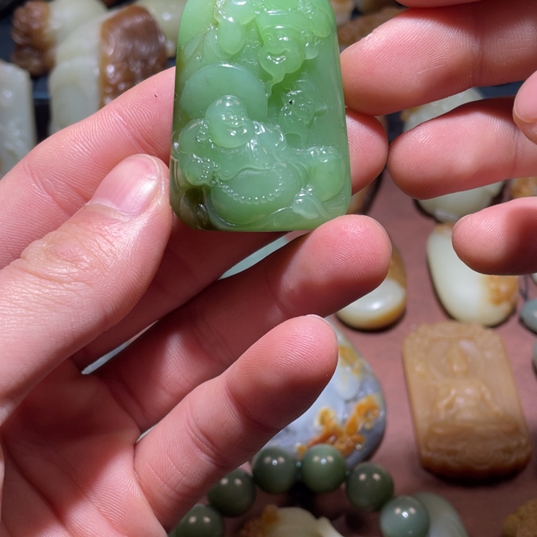 和田玉未镶嵌挂件