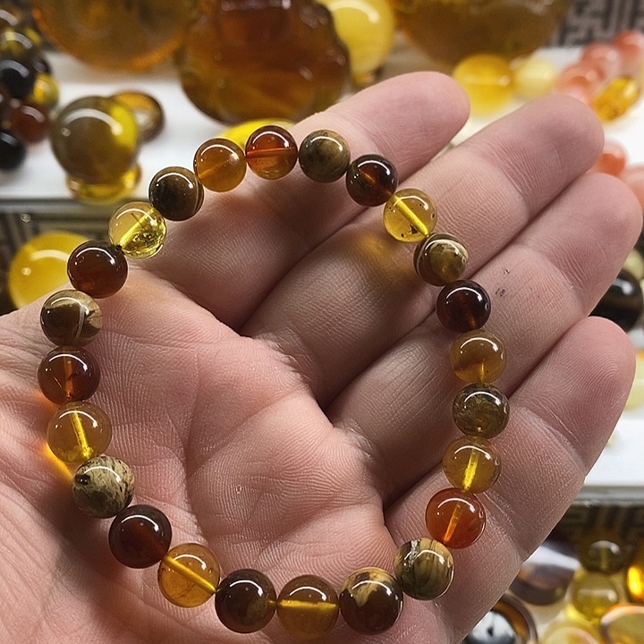 琥珀裸石未镶嵌手串