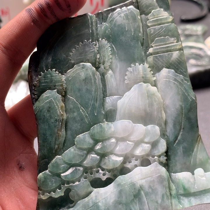 翡翠未镶嵌颈饰保真天然a货翡翠