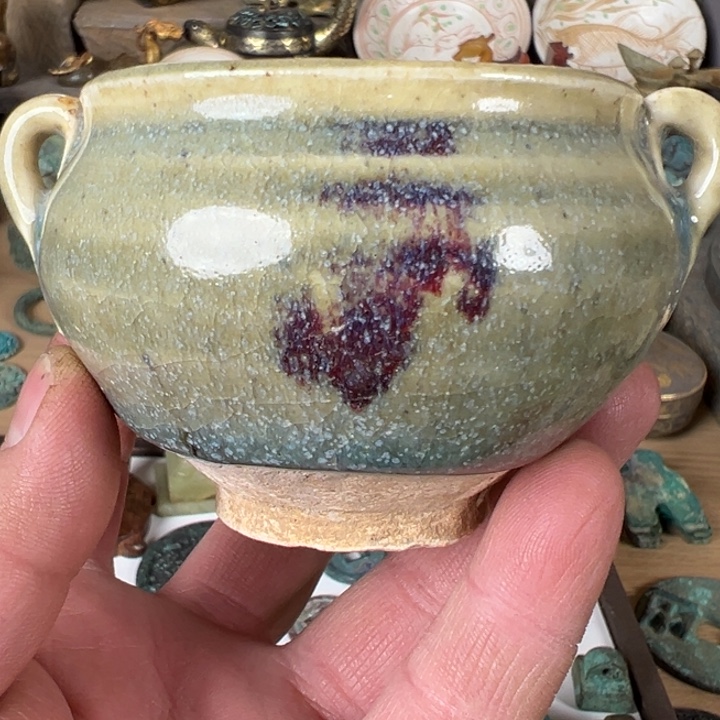 钧窑瓷月白釉小罐