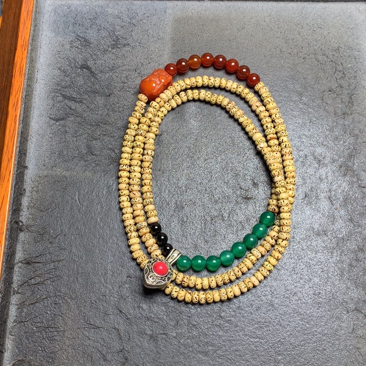 星月菩提吊坠菩提